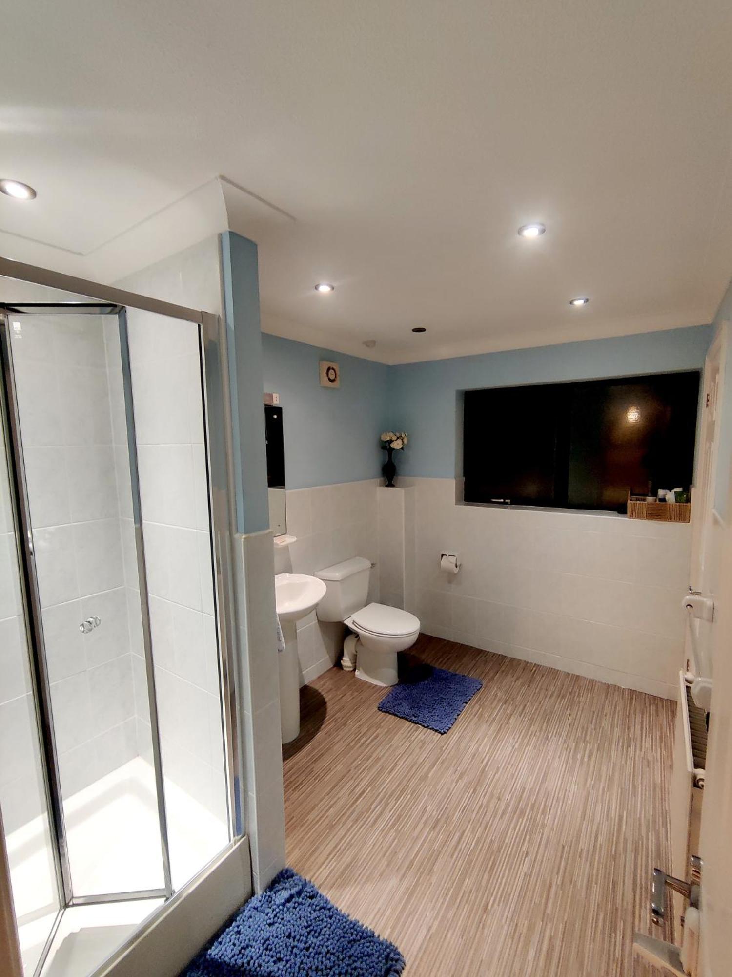Lovely Private Room With Bathroom Stowey Bagian luar foto